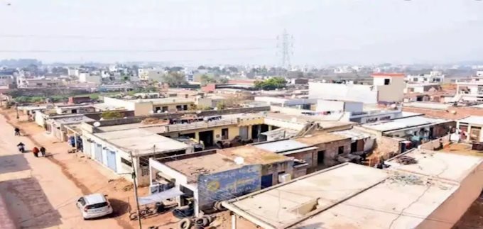 http://citytehelka.in/bhiwni-me-6-andhikrit-colony-ko-milegi-niyamit-hone-ki-swikriti/