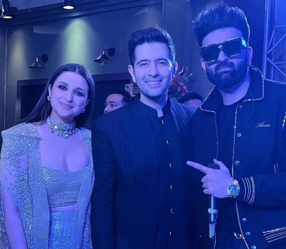 Parineeti-Raghav Wedding First Photo: शादी के बाद Husband Raghav Chadha के साथ सामने आई Parineeti Chopra की पहली तस्वीर 5 Screenshot 366