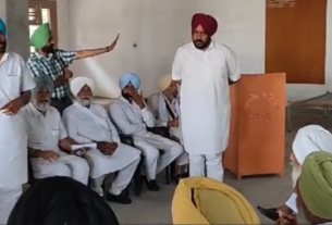 jjp ke perdeshadayaksh ne sikh smaaj ke logo ki li baithak karyekertao ki lgai duty
