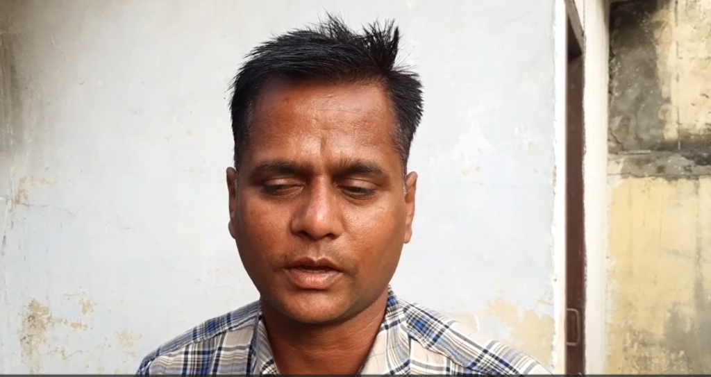 घर के स्टोर में खड़ी Electric Scooty में अचानक ब्लास्ट के बाद लगी आग, स्टोर में रखा अन्य सामान भी जलकर हुआ राख 3 Screenshot 761