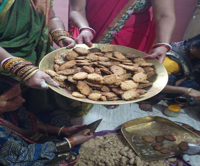 CHHATH PUJA 2023 DAY 2 : छठ पूजा का दूसरा दिन खरना पूजा आज, जानिए पूजन विधि, शुभ मुहूर्त व नियम 6 10 11 2021 chhath thekua 22193737 15323435