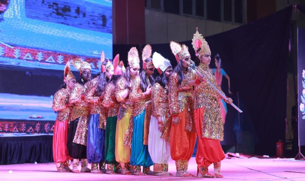 Panipat : दयाल सिंह पब्लिक स्कूल में हर्षोल्लास से मनाया 5वां वार्षिक उत्सव, विद्यार्थियों ने सांस्कृतिक कार्यक्रमों से बांधा समा 5 3