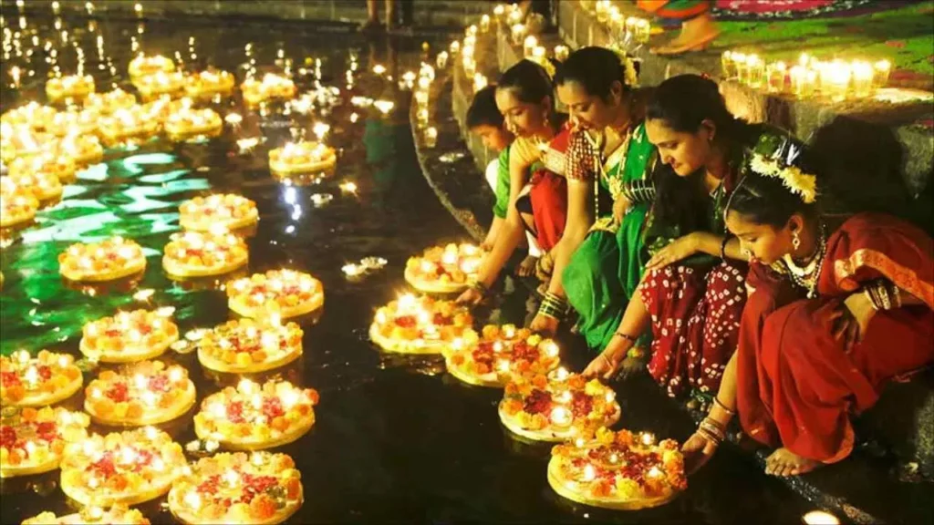 Kab Hai Dev Deepawali 2022 Date Puja Vidhi Upay in Hindi