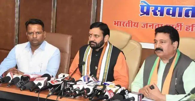 Haryana : 6223 पंचायतों के हर लाभार्थी तक पहुंचेंगी BJP की विकसित भारत संकल्प यात्रा, CM और राज्यपाल होंगे शामिल, संगठनात्मक बैठक में Roadmap तैयार 2 भाजपा 1