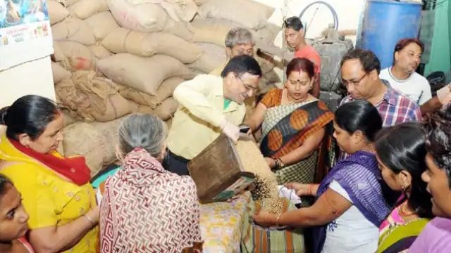 Election से पहले Modi government का बड़ा दांव, देश के 80 करोड़ गरीबों को तोहफा, पांच साल और मिलेगा मुफ्त राशन 3 मोदी 2