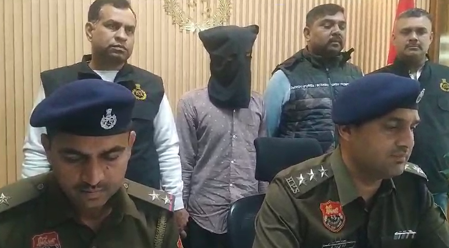 Accused of murdering Faridabad shopkeeper with an axe, arrested