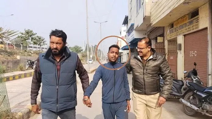 Ambala : तलवार से बहन की निर्ममता से हत्या कर देने के मामले में पुलिस ने आरोपी को Court में पेश कर भेजा अंबाला Central Jail 1 case of brutally murdering sister with a sword