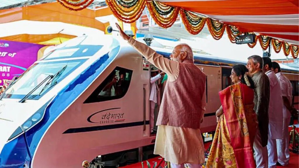 Rail यात्रियों को मिलेगी बड़ी सौगात, Kurukshetra रूट पर भी चलेंगी 2 वंदे भारत एक्सप्रेस ट्रेन 4 वंदे भारत 1