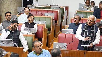 Haryana Assembly : सदन में फिर उठा sexual harassment मुद्दा, Abhay Chautala का आरोप मंत्री Sandeep Singh का बचाव कर रही सरकार, Anil Vij ने कोर्ट के पाले में डाली गेंद 15 सत्र 7 1