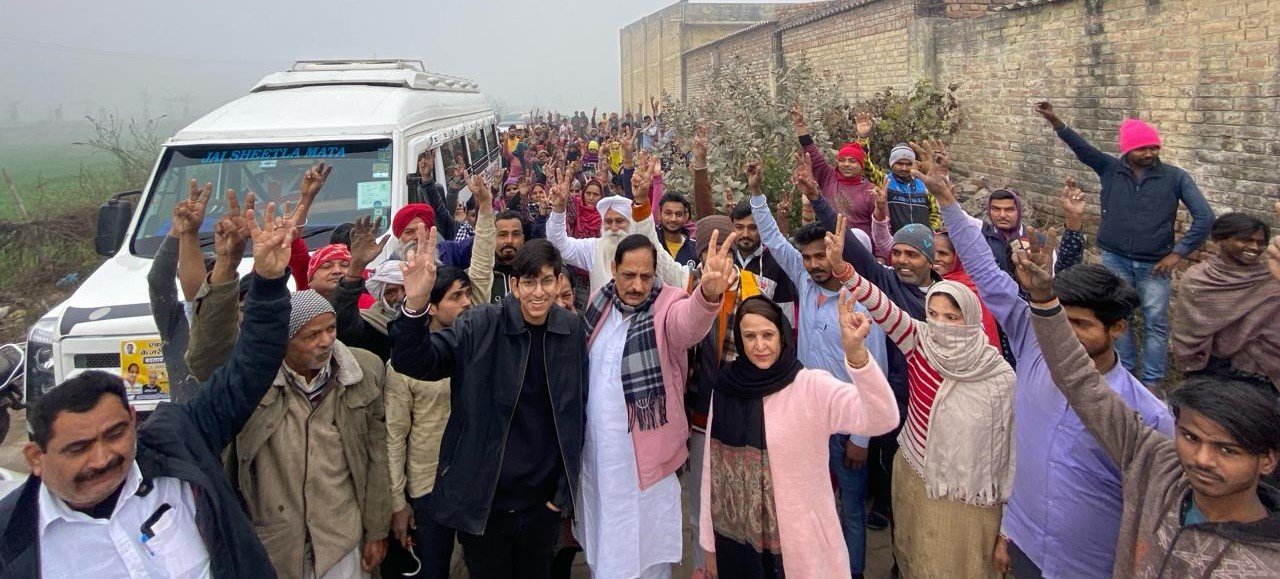 AAP state joint leader Rakesh Munjal leaves for Jind rally