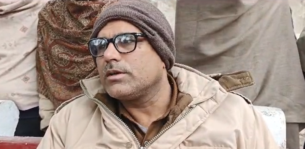 Sonipat : फंदे पर लटका मिला महिला का शव, दहेज हत्या का आरोप, ससुराल में रह रही थी बागपत की युवती 5 Screenshot 1629