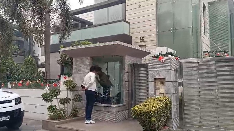 ईडी 1 3