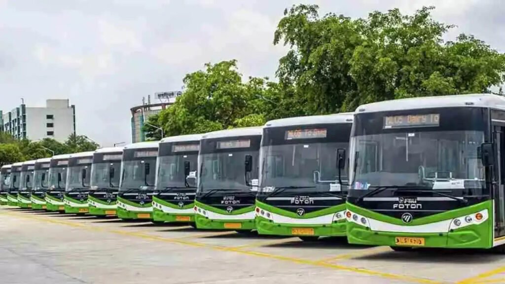 Panipat : CM से हरी झंडी मिलने के एक दिन बाद Electric Bus ने 2 बाइक सवारों को कुचला, दोनों युवकों की मौके पर मौत 5 बसें 2 1