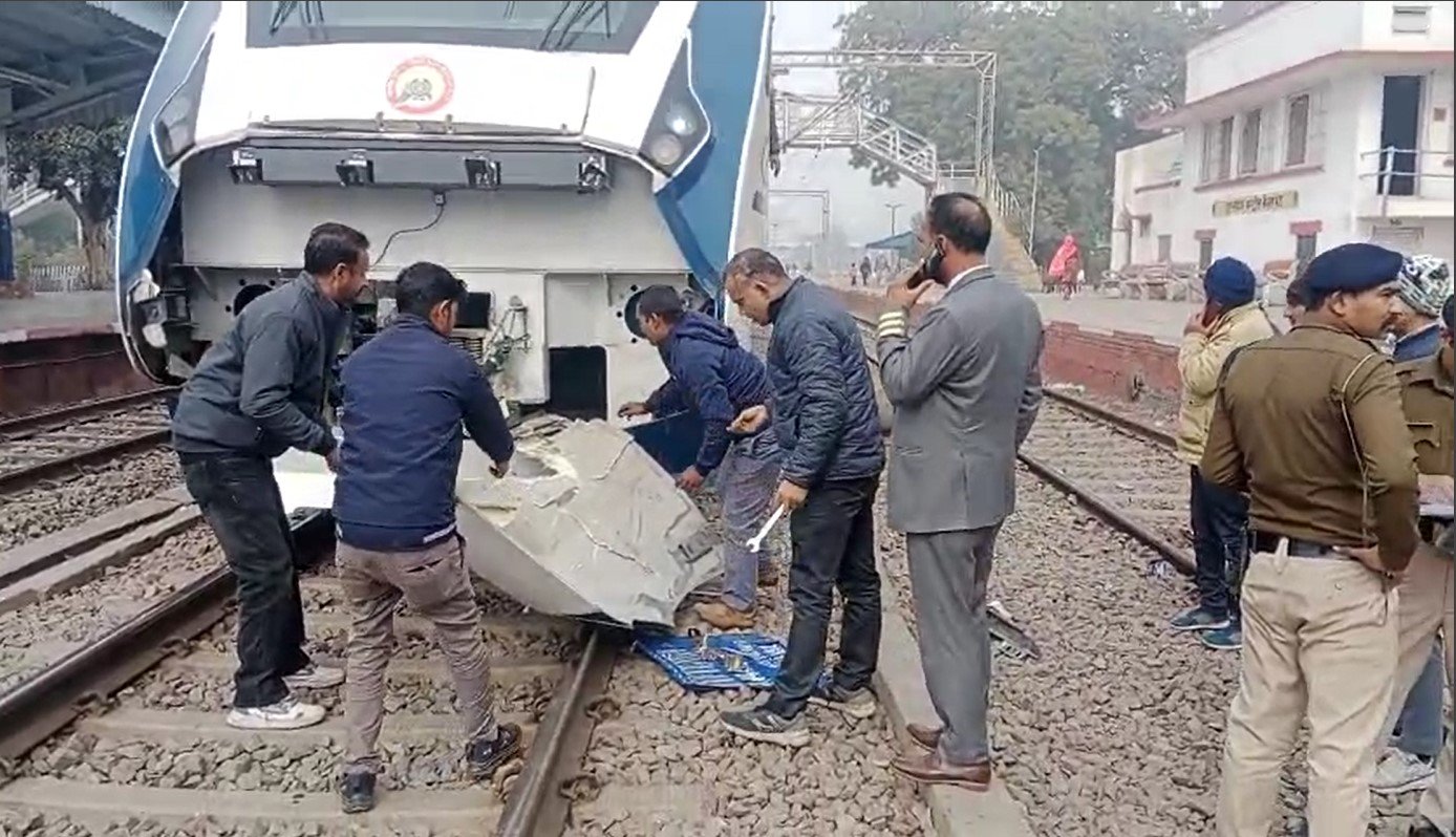 Vande Bharat Express crashes