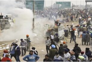 Clash between farmers and police