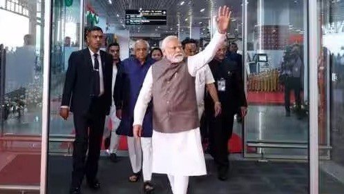 PM Modi will visit Gujarat today