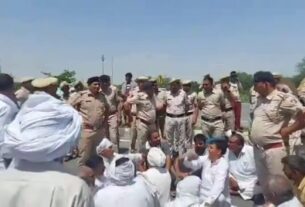 Angry farmers blocked the Rohtak-Panipat highway