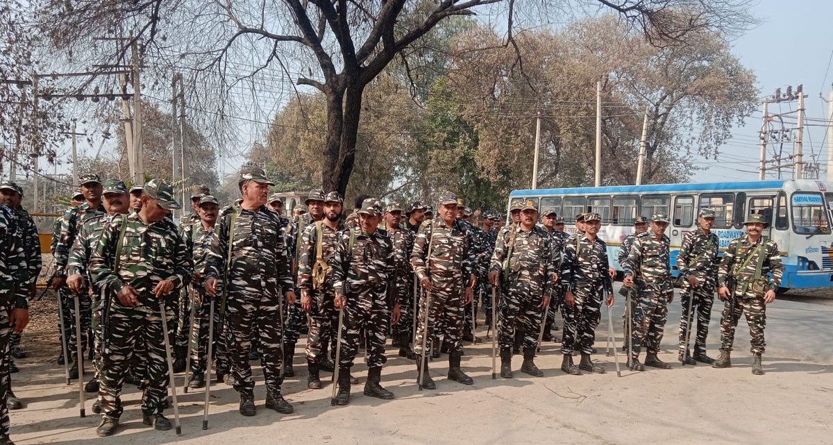 Blockade on roads leading to Punjab in Fatehabad