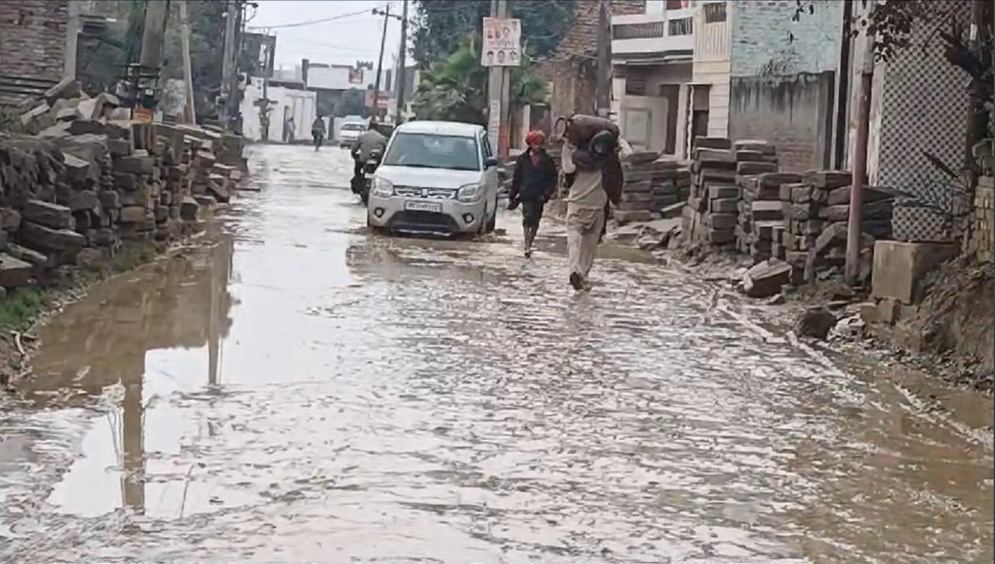Sonipat Sandal Road is in bad shape