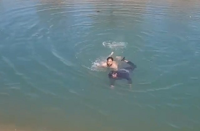 Fatehabad में फेसबुक पर लाइव आकर Bhankra canal में कूदा Punjab का युवक, Goldie ने समय पर कूदकर बचाई जान 2 Youth from Punjab jumped into Bhankra canal-2