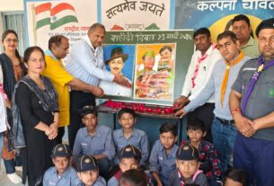 Martyr's Day, went door to door to motivate children and parents