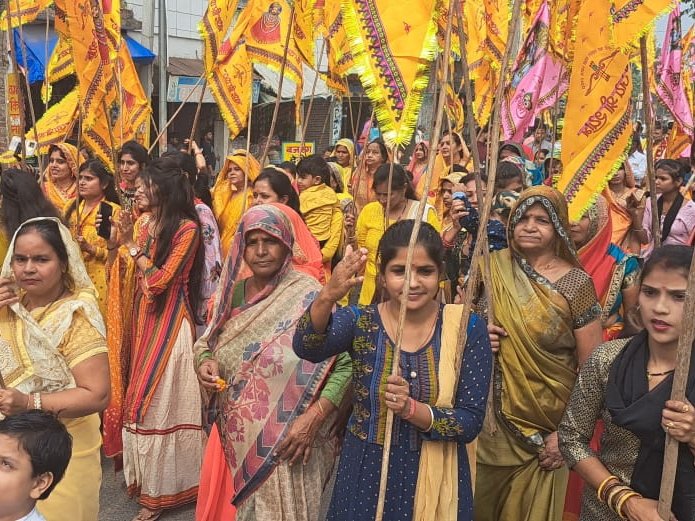 Vrindavan Trust's 12th foot flag march to Chulkana Dham - 4