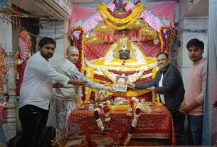 Vrindavan Trust's 12th foot flag march to Chulkana Dham