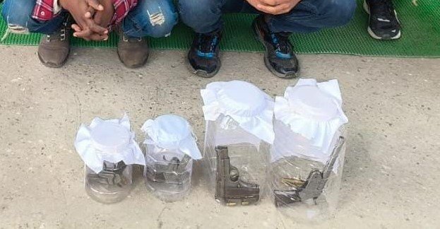 Illegally Loaded Weapons के जखीरे सहित Delhi निवासी दो आरोपी गिरफ्तार, 4 देसी पिस्तौल व 6 जिंदा रौंद बरामद 2 9e6b6b5a 10c7 4554 aab3 189435c0cbb2 1