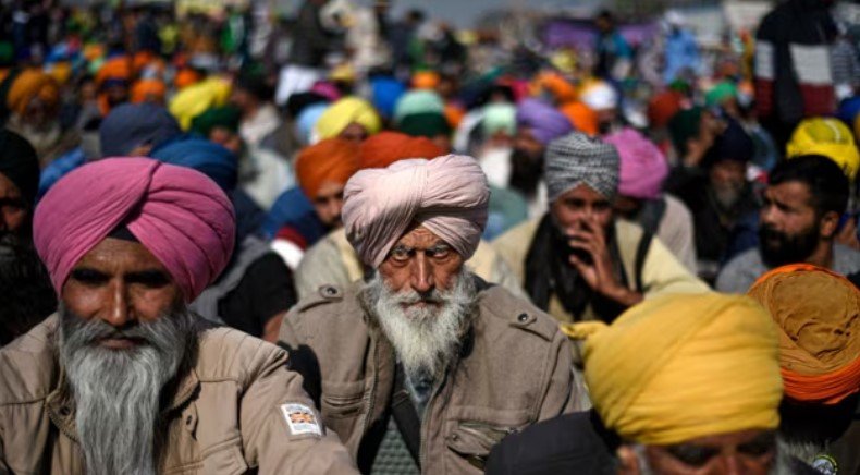 Farmers Movement : अब Dabwali Border पर भी देंगे धरना, MSP गारंटी कानून पर संघर्ष जारी, Rain से बचने के लिए इंतजाम 5 Screenshot 2484