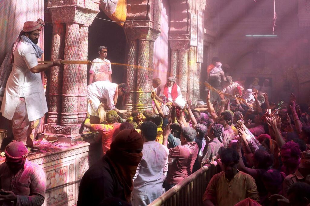 Celebration of Holi on the land of Mathura - 5