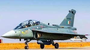 Jaisalmer में पीएम मोदी का सरकारों पर Attack, Bharat Shakti युद्धाभ्यास में तीनों सेनाओं ने दिखाई Field Firing Range में ताकत, Tejas ने नष्ट किए Tank 5 PM Modi's attack on governments in Jaisalmer -4