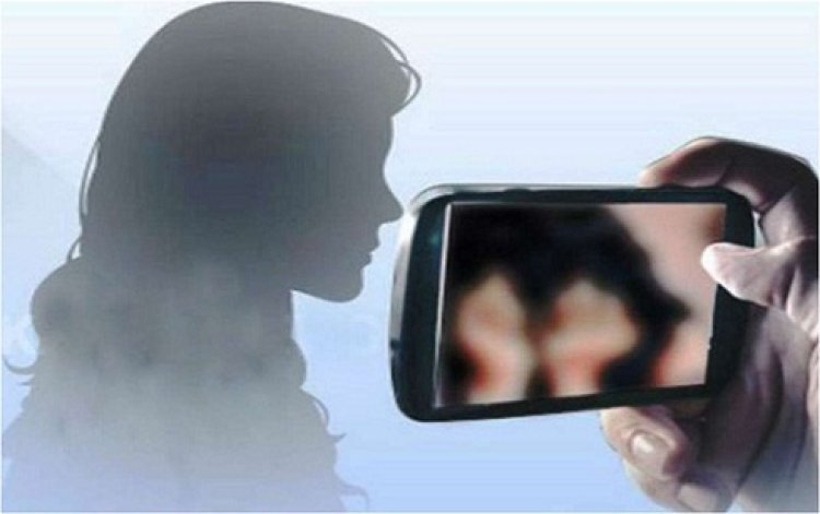 Haryana लोकसभा सांसद का महिला के साथ 6 माह पुराना अश्लील वीडियो viral, Nude वाक्यांश भी शामिल 2 Haryana Lok Sabha MP with a woman video viral -2