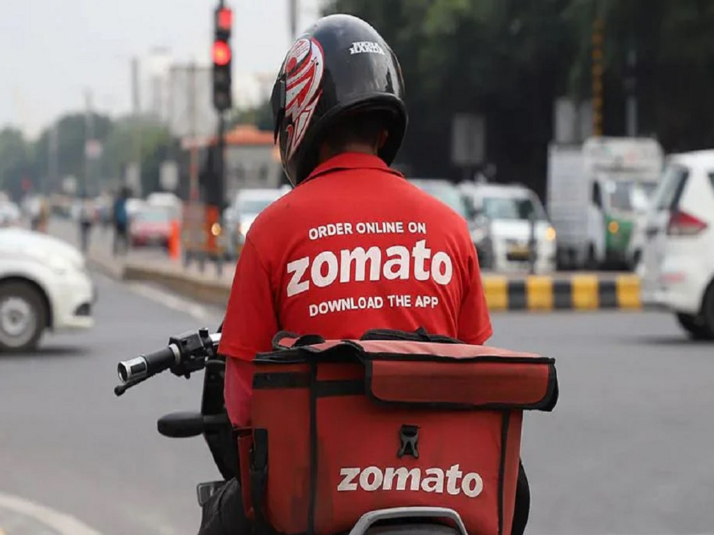 Zomato के Veg और Non-Veg डिलीवरी Boys की नहीं होगी अलग ड्रैस, CEO बोले- इससे होगा भेदभाव 5 zomato company layoffs 1710912148