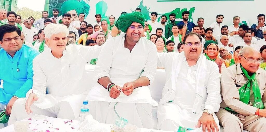 Lok Sabha Elections 2024 : अर्जुन चौटाला कुरुक्षेत्र की सियासी महाभारत के चक्रव्यूह को भेदने के लिए तैयार, इनेलो इस सीट पर उतार सकती है तीसरा योद्धा 8 अर्जुन 5
