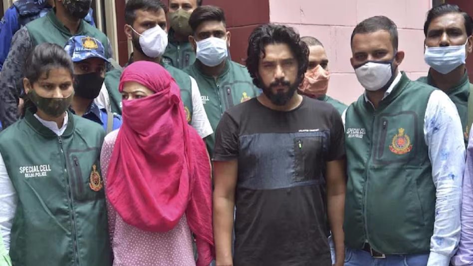 Lady Don Anuradha के खुलासे : Gangster Kala Jathedi से पहले ही मंदिर में कर चुके हैं शादी, मां के सपने को पूरा करने के लिए अब परंपरागत तरीके से होगा विवाह 5 काला जठेड़ी 2