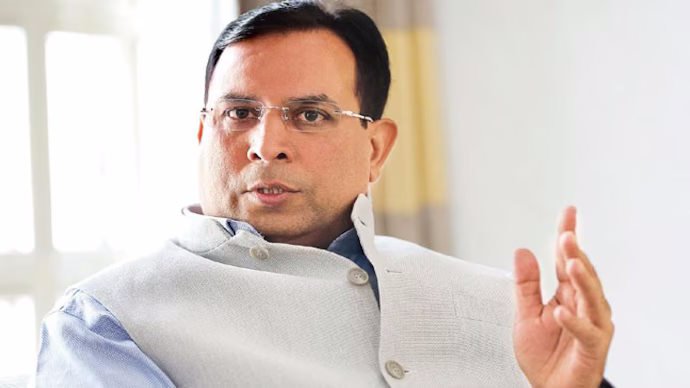 Haryana Politics : भाजपा प्रत्याशी Ranjeet Chautala पर सिर मुंढवाते ही पड़े ओले, लग सकता है बड़ा झटका! अपनी ही पार्टी के दिगज्जों के चक्रव्यूह में फंसते नजर आ रहे Hisar Candidate 6 कैप्टन अभमन्यु