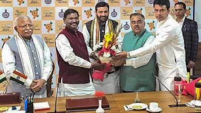 PM Modi का संदेश लाए Haryana के CM Naib Singh Saini, बोलें Manohar Lal के नेतृत्व में जो प्रदेश की बनी छवि, अब उन्हें आगे बढ़ाना ही उद्देश्य 6 नई सरकार 3