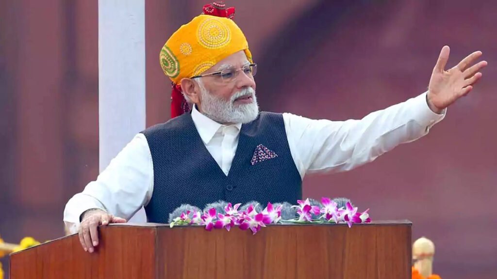 CAA implemented in India : केंद्र ने जारी की अधिसूचना, जानिए क्या होंगे CAA के नियम?, अब 3 मुल्कों के 6 प्रवासी समुदायों को मिलेगी Bharat में नागरिकता 7 पीएम मोदी 1