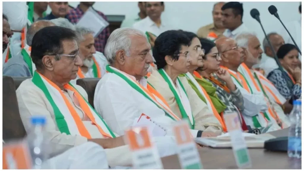 Lok Sabha चुनाव के लिए उम्मीदवारों के नामों को लेकर Congress ने बुलाई AICC की इंटरनल कमेटी की Meeting, जल्द हो सकता हैं Announcement 2 Congress called a meeting of AICC's internal committee - 2