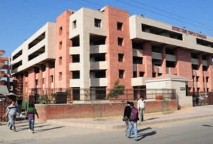 Company fined Rs 10,000 for selling defective hearing aids