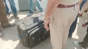 Dead body of teenager found in suitcase - 3