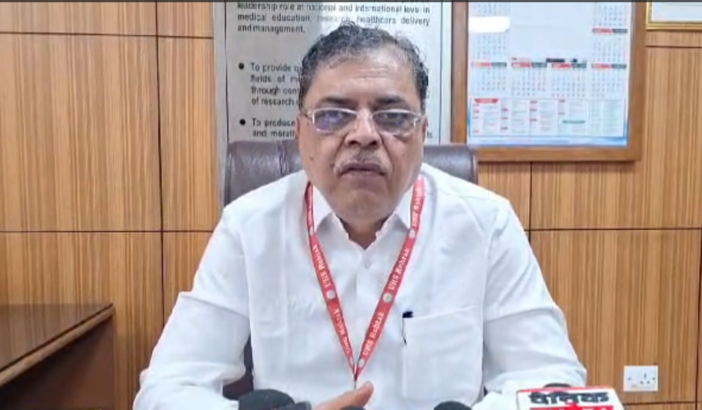 Rohtak PGI के Eye Operation Theater में लगी आग, सुरक्षा कर्मियों ने तोड़े शीशे, बड़ा हादसा होने से टला, मौके पर पहुंची अग्निशमन की गाड़ियां 4 डॉक्टर