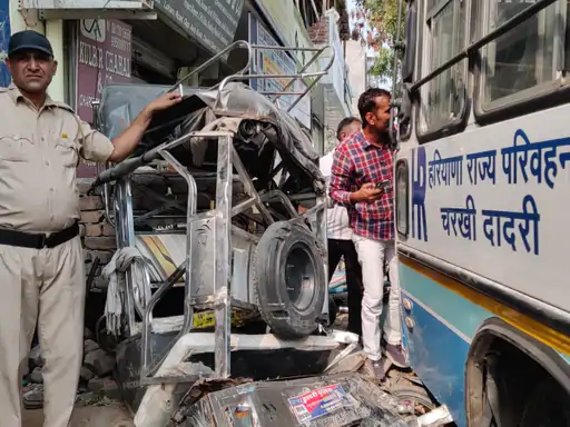 Driver unconscious in a moving bus of Haryana Roadways - 2