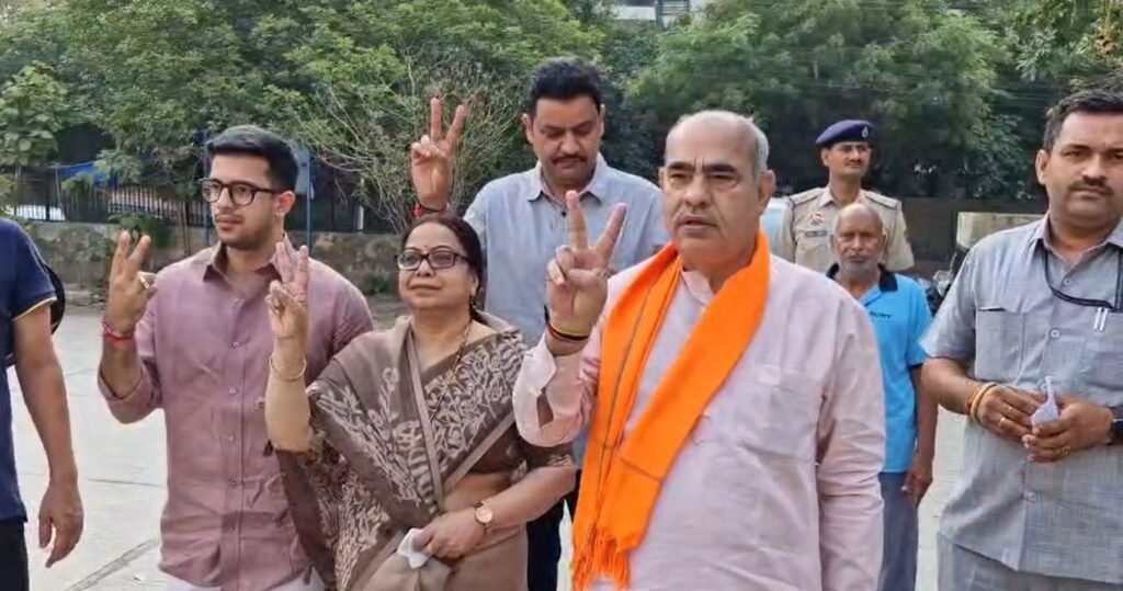 मंत्री 2