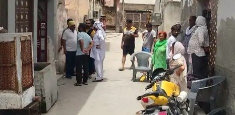 Rohtak में पत्नी की हत्या, पति ने मारपीट कर घोटा गला, बच्चों को Tuition पढ़ाने के नाम पर शुरू हुआ Dispute 2 Wife murdered in Rohtak - 2