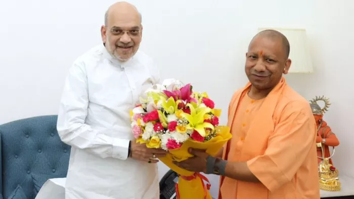CM Yogi reached to meet Amit Shah