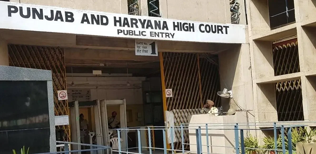 High Court sent notice - 3