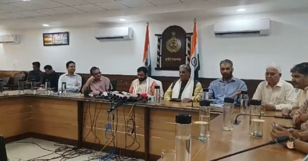 Haryana में गरीब परिवारों को मिलेंगे 100 गज के Plot, सरकार कराएगी Registry, CM Saini की घोषणा 2 Poor families in Haryana will get 100 yard plots - 2