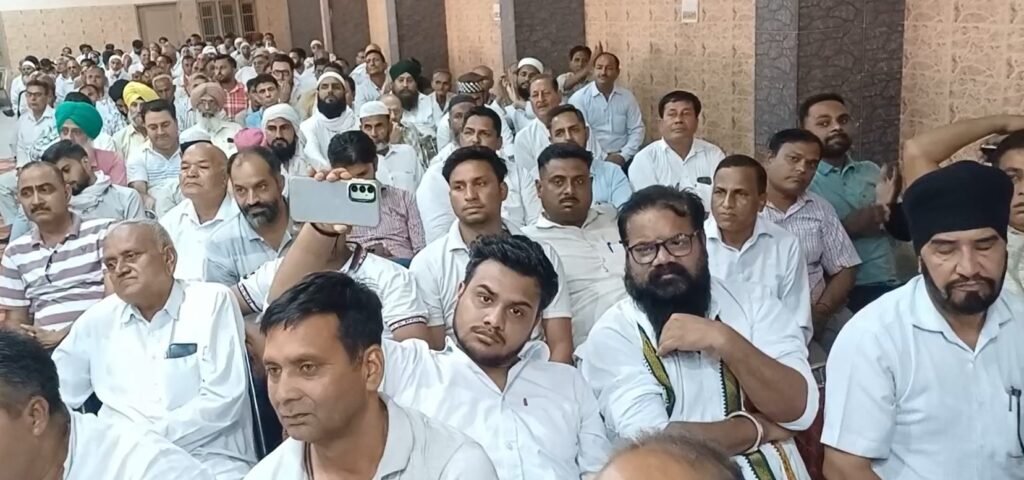 किरण और श्रुति चौधरी पर MP Varun Mullana का तंज, जो Congress छोड़कर जाते हैं, वो BJP में नहीं दिखते 2 MP Varun Mullana - 2