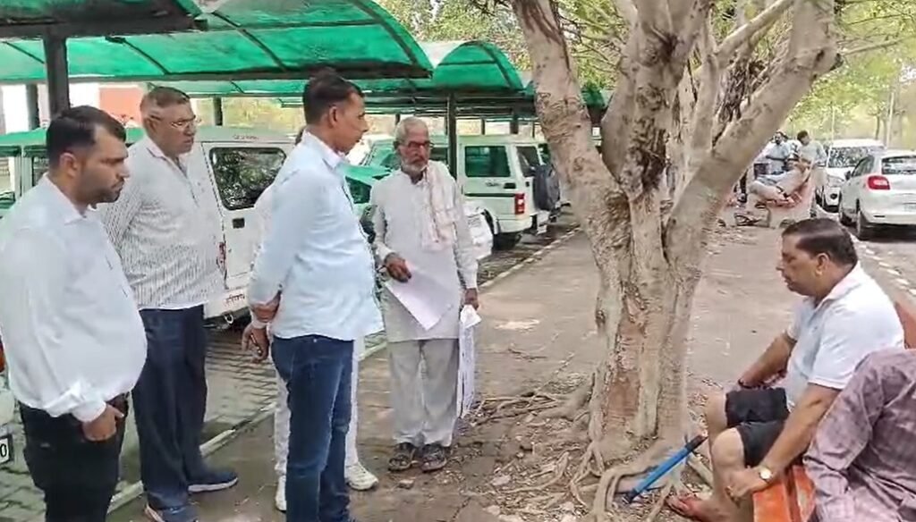 Panipat में डॉक्टर ने कर डाला दाईं की बजाय बाईं टांग का ऑपरेशन, जानें गलती का खामियाजा 4 doctor operated on the left leg - 3